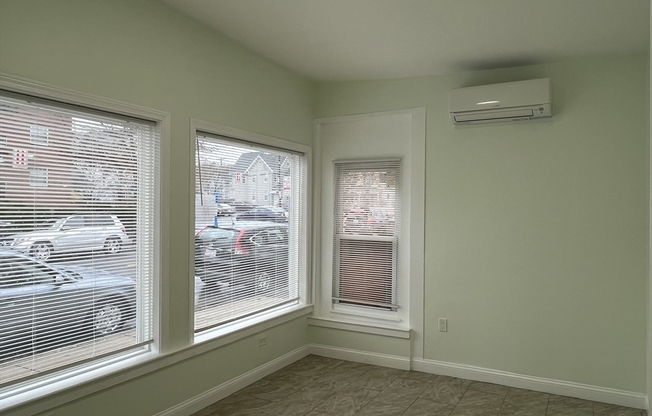 343 HIGHLAND AVE