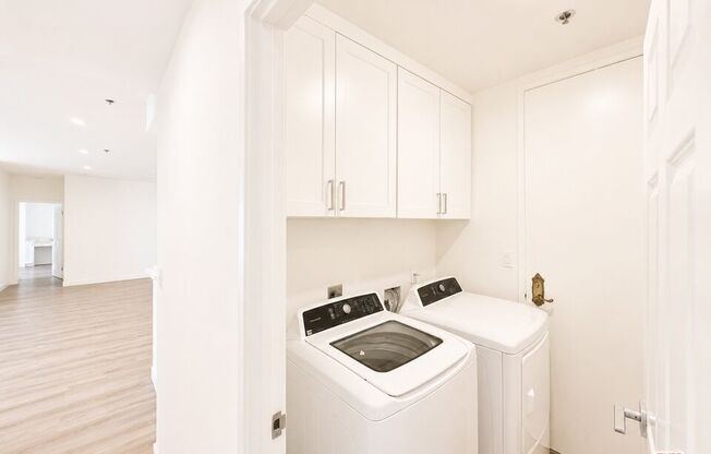 4 beds, 4 baths, 3,424 sqft, $13,000, Unit 1805