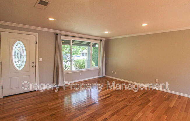 8005 NE 142 ST