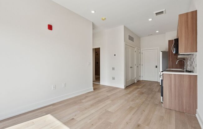 1 bed, 1 bath, 512 sqft, $1,795, Unit Unit 602