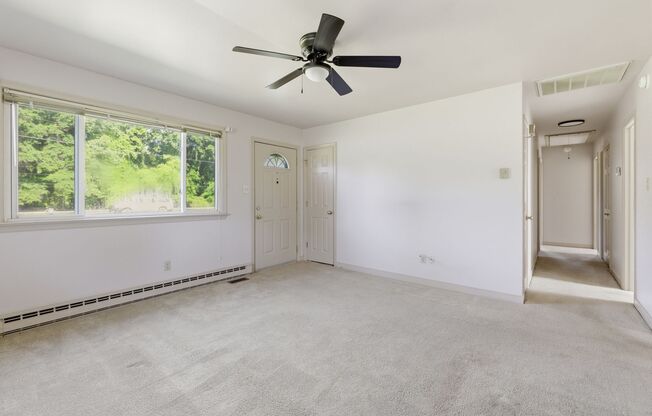 15219 Spruce Ave, Chester, VA 23836