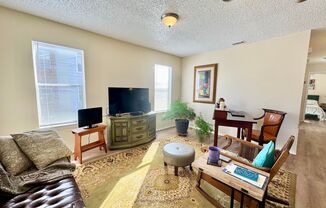 2 beds, 1 bath, 940 sqft, $995, Unit Unit 1