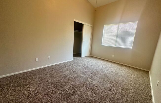 2 beds, 2 baths, $1,650, Unit UNIT 2011