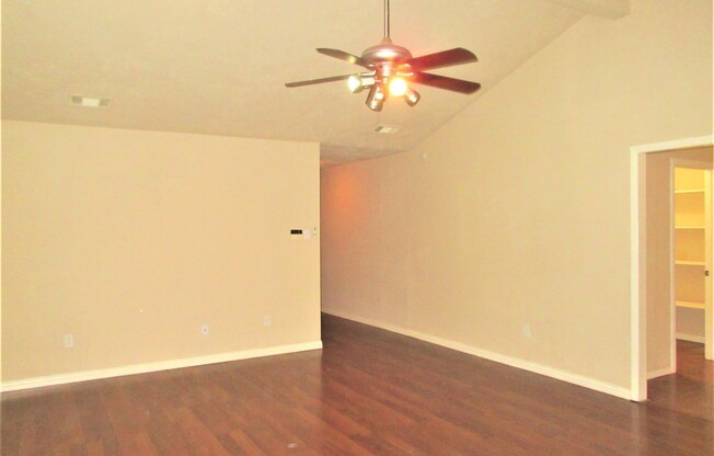 $1600 3/2 RENTAL IN SPRING, TX - 4223 ENCHANTEDGATE DR. - ASK ABOUT OUR NO DEPOSIT OPTION!!