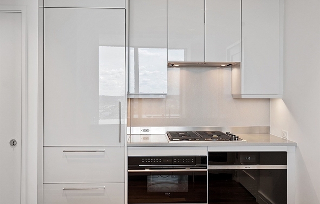 1 bed, 1.5 baths, 897 sqft, $8,950, Unit 2706