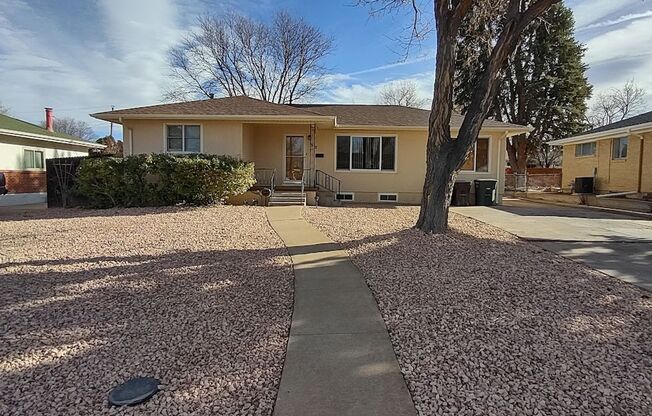 ALL PROSPECTIVE TENANTS MUST SUBMIT A $58 NON-REFUNDABLE APPLICATION FEE PER APPLICANT ONLINE AND BE PRE-QUALIFIED PRIOR TO ANY SHOWINGS Apply online at: puebloarearentals.com Application process could take up to 3 business days