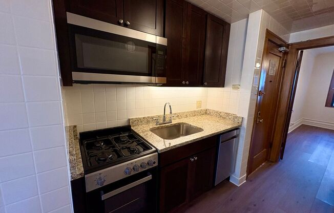 1 bed, 1 bath, 600 sqft, $2,175, Unit 273-1101