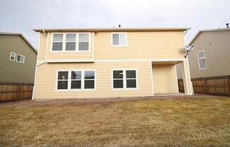 4 beds, 2.5 baths, $2,495