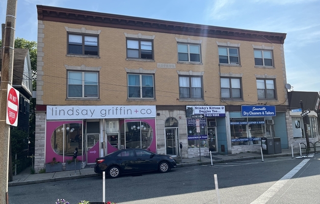108 Bristol Rd