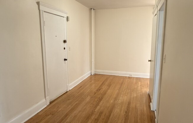 374 Chestnut Hill Ave
