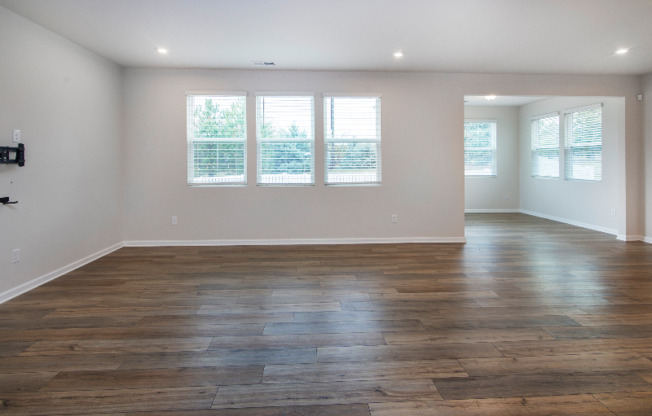 3304 CHEYNEY PARK DR