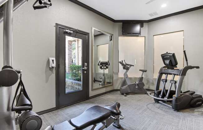 the gym at the royalton apartments in saint louis