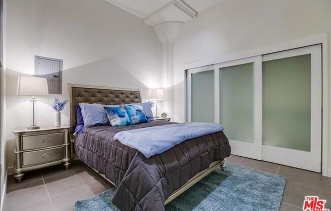 2 beds, 1 bath, 1,100 sqft, $3,100, Unit 306