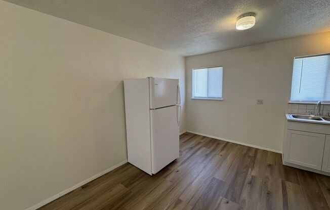 2 beds, 1 bath, $1,450, Unit 333 Park Ave # 17