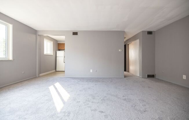 Broadway Manor Apartments