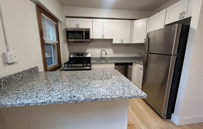 1 bed, 1 bath, $1,245, Unit 26