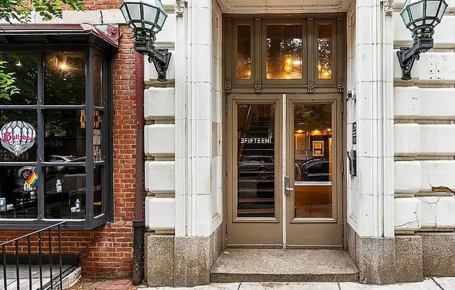 Old City 1BR with Skyline Views