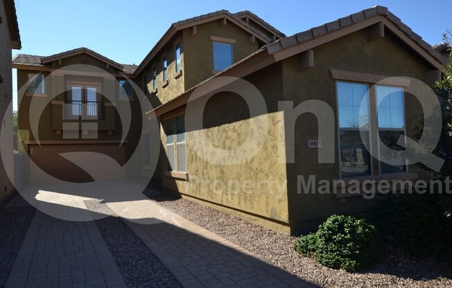 3905 E FRANCES LN