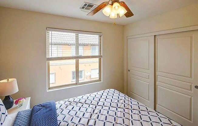 4 beds, 3 baths, $3,220, Unit # 129