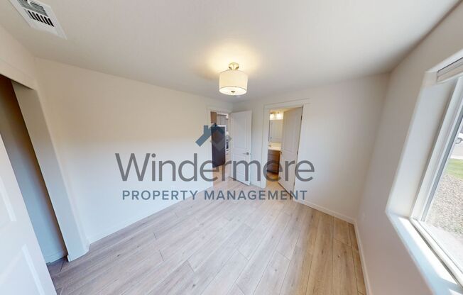3 beds, 2 baths, 1,064 sqft, $1,895, Unit 317 Cowden
