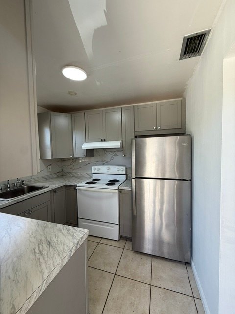 1020 NORTH 18 COURT 102