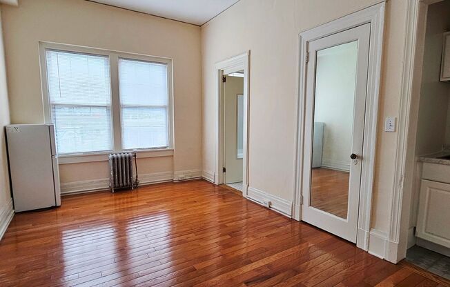 Studio, 1 bath, 240 sqft, $1,050, Unit 111A