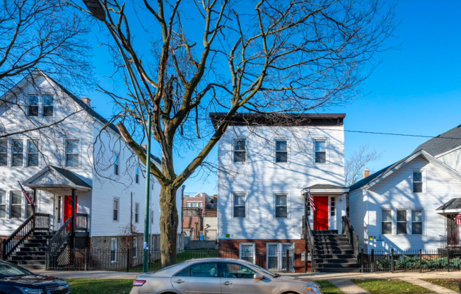 Marshfield Apartments