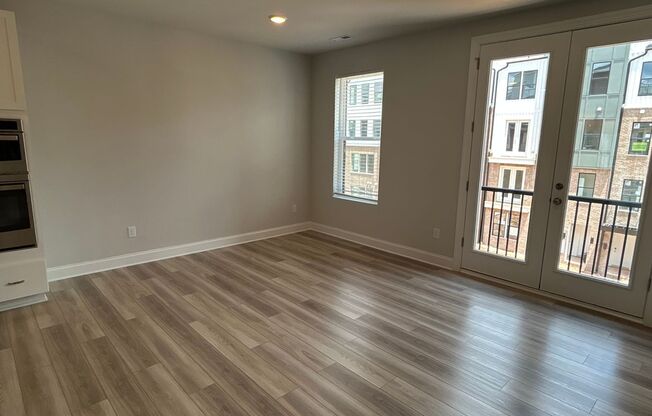 Luxury Condo in Raleigh - 3 beds|2.5 baths - Water & Trash Included!