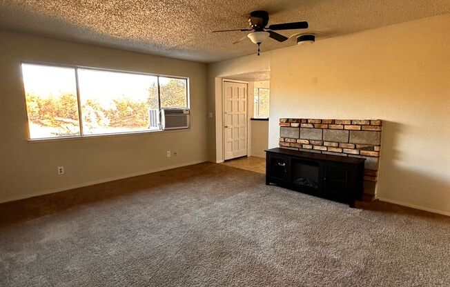 3 BED 2 BATH HOME IN COTTONWOOD