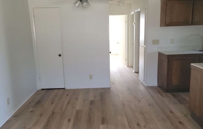 2 beds, 1 bath, $2,500, Unit # MOB