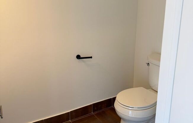 Studio, 1.5 baths, 1,136 sqft, $3,750, Unit Unit 708