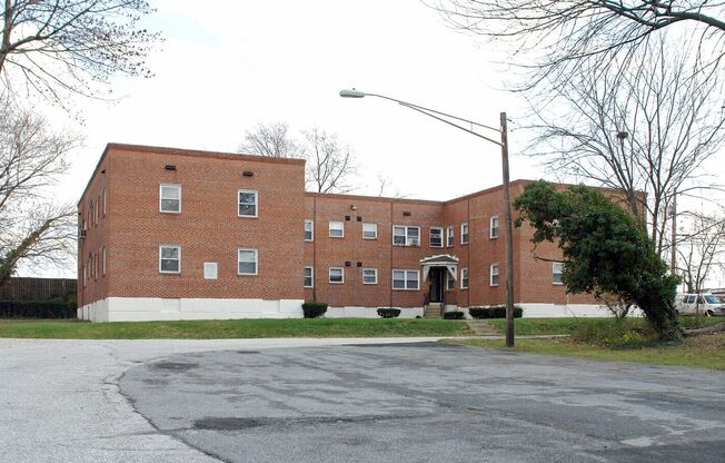 Winston Court Apartments