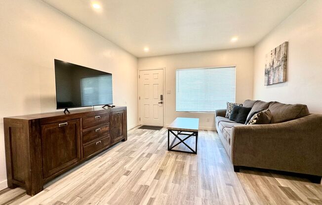 1 bed, 1 bath, 600 sqft, $2,595, Unit 18