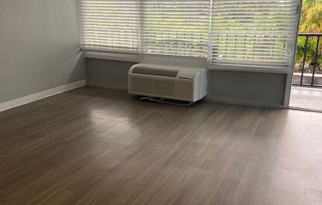 Studio, 1 bath, 500 sqft, $895, Unit 259