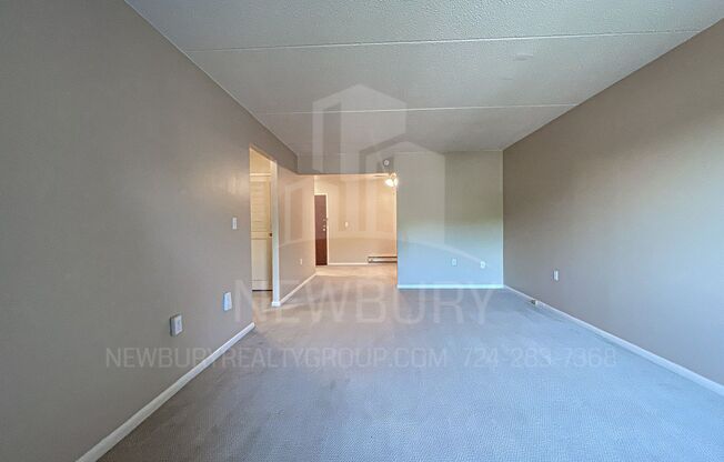 1 bed, 1 bath, 765 sqft, $995, Unit TH 405