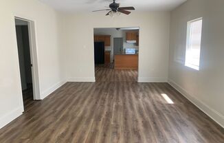 3 beds, 1 bath, $1,000