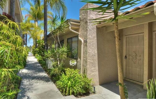 "ELEVATE YOUR LIFE STYLE: STUNNING 2-BEDROOM 2-BATH IN MISSION HILLS"