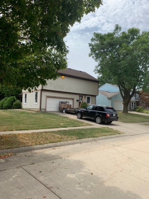 West Lafayette School District 3bd/2bth w/2 Car Attached Garage and full basement