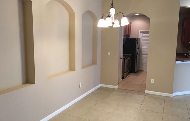 Beautiful 3/2 2nd Floor condo in gated Flora Ridge of Kissimmee!