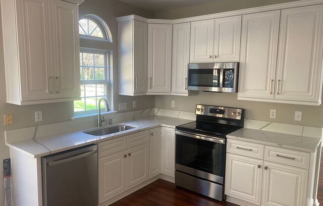 Recently Renovated Four Bedroom In Northstone Country Club