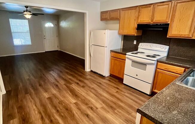 2 Bed 1 Bath **Cozy Unit in Pleasanton**