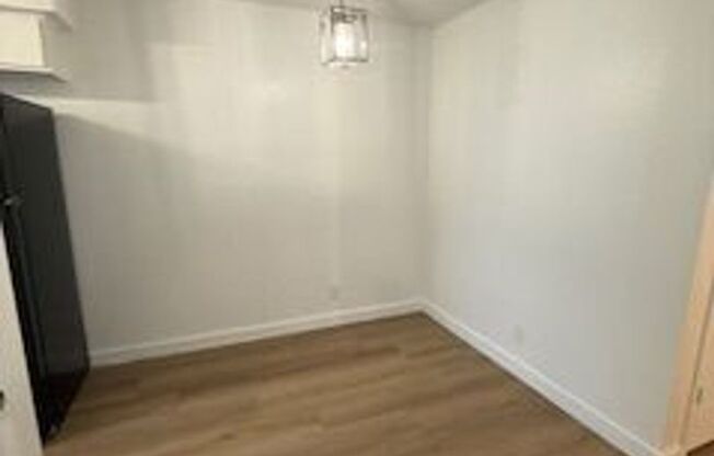 2 beds, 1 bath, 825 sqft, $1,195, Unit 102