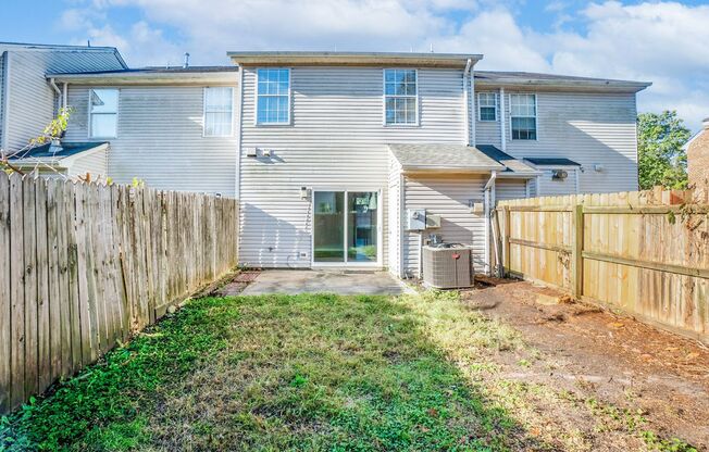 2 beds, 2 baths, $1,995