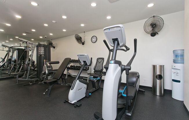 2 beds, 2 baths, $3,350, Unit #1407