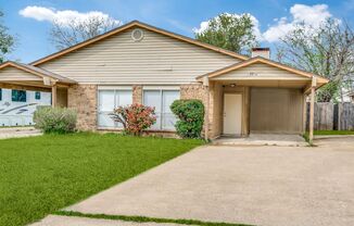 2Bed / 2Bath Duplex • Kitchen Appliances Included • Great Arlington Location