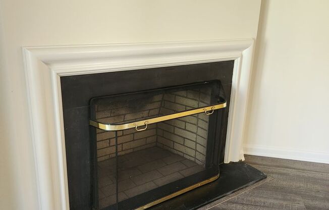 3 beds, 2 baths, 1,696 sqft, $2,055, Unit WI150G4