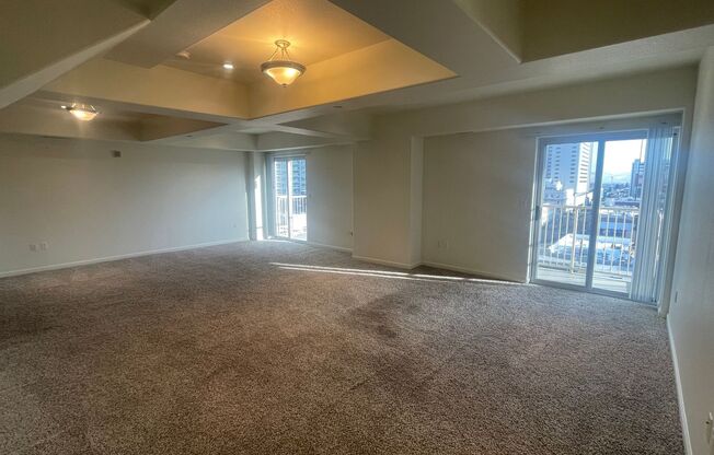 2 Bedroom Condo in Riverwalk Tower!