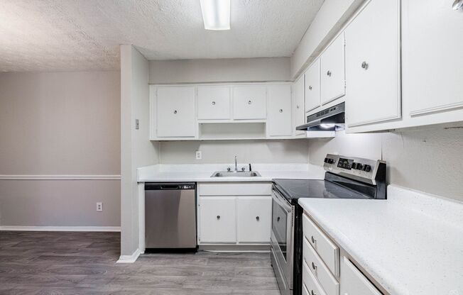 1 bed, 1 bath, 612 sqft, $825