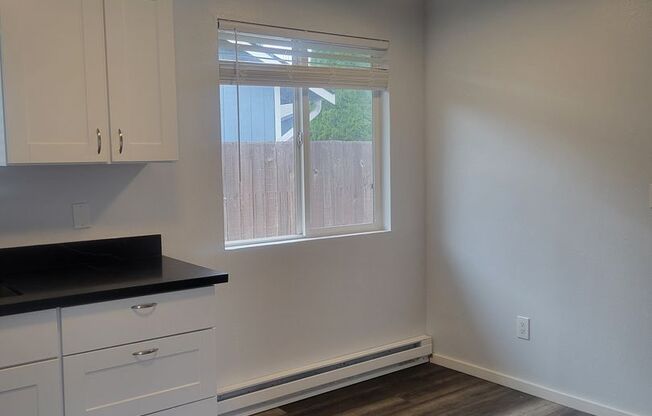 2 beds, 1 bath, $1,795