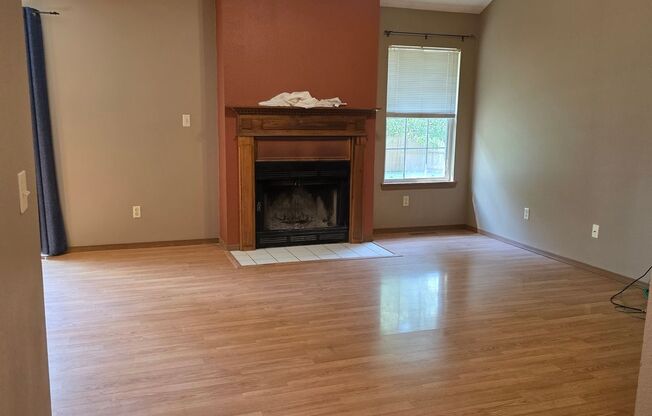 Great 3 bed 2 bath with a 2 car garage